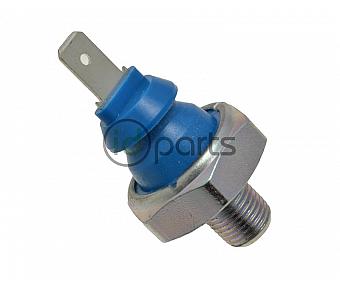 Oil Pressure Switch in Cylinder Head(A3)(B4)